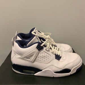 Jordan 4 “Columbia”